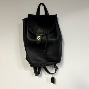 Vintage coach leather backpack large size in black